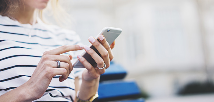 30 Ways Find Good Real Estate Deals In 2024 3 woman using smart phone